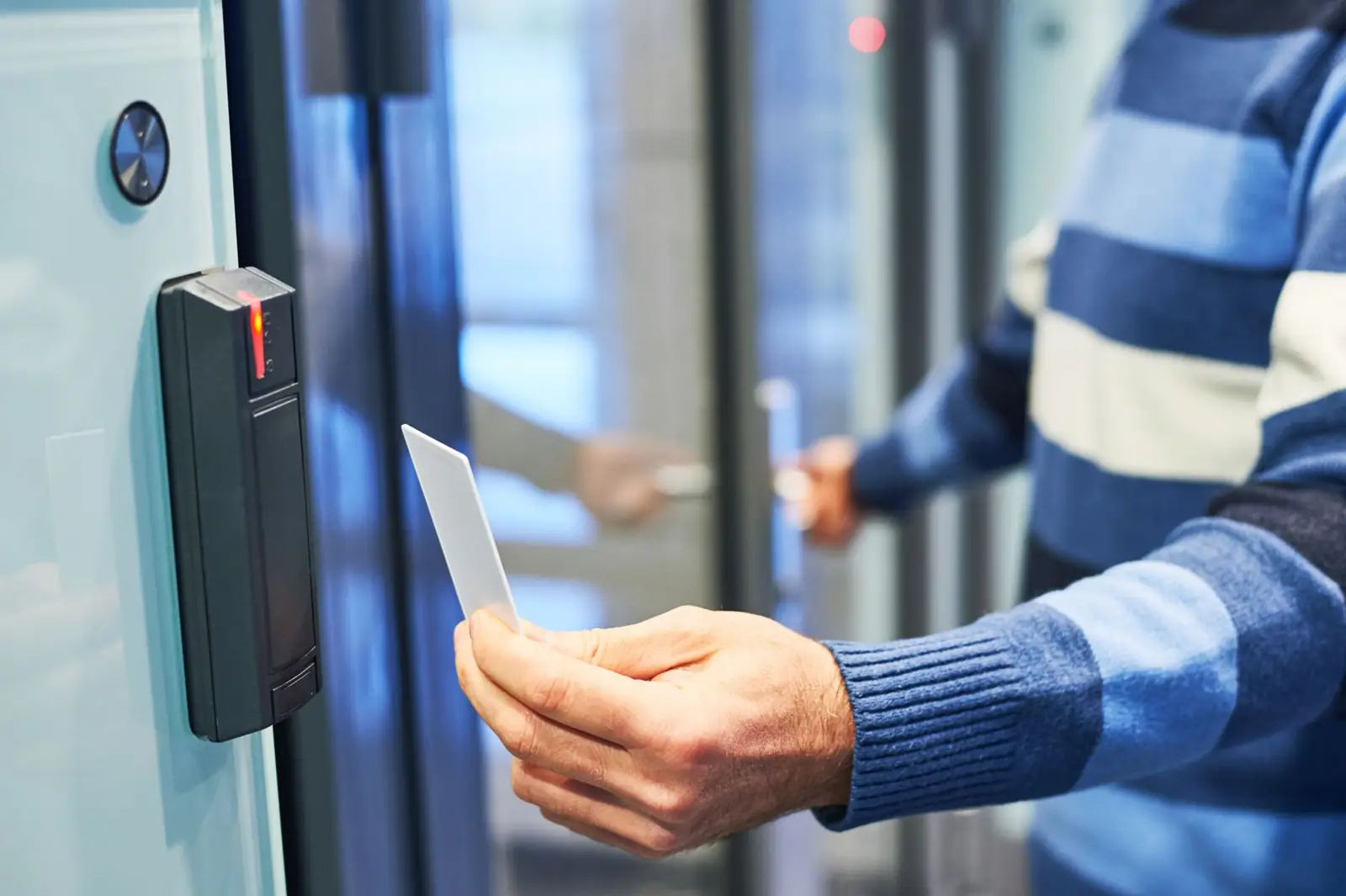 Access control card reader